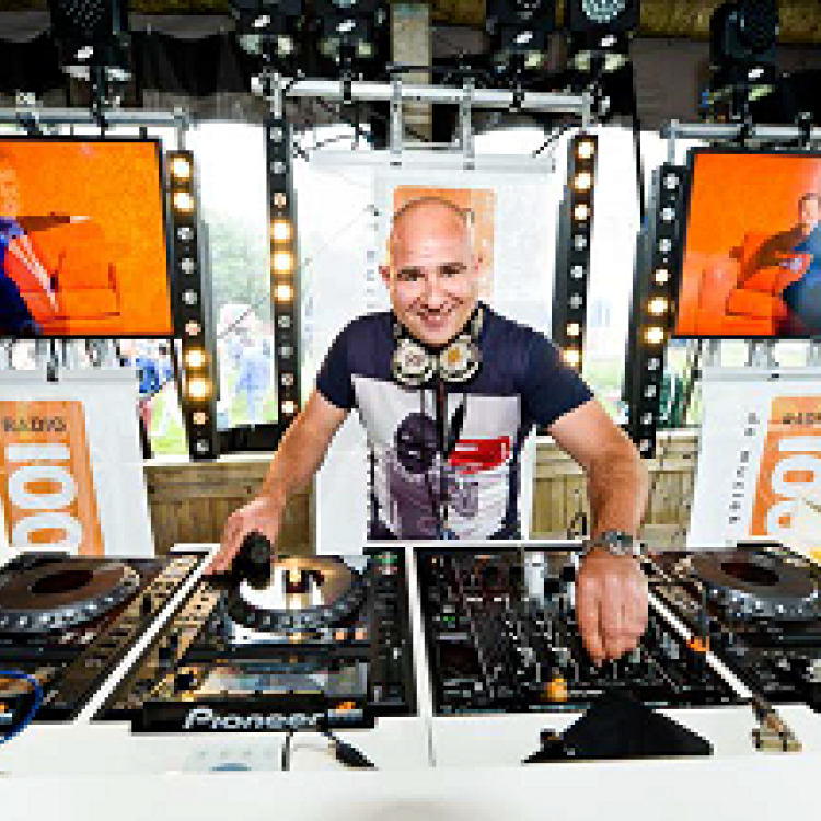 DJ Rene Friso boeken