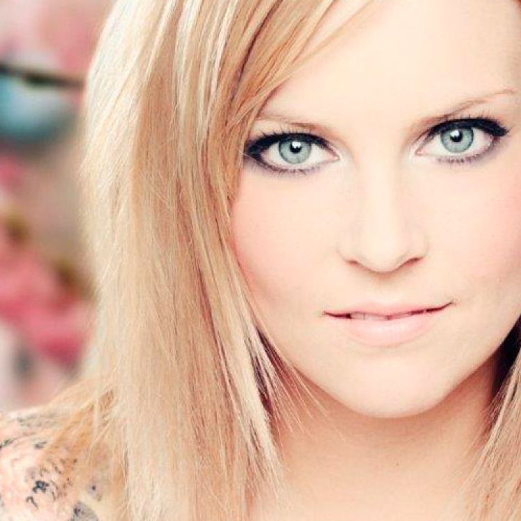 Victoria (Helene Fischer Tribute) boeken