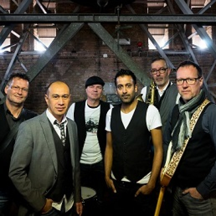 Steal (Spandau Ballet Tribute) boeken