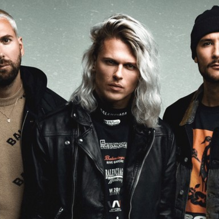 Kris Kross Amsterdam boeken