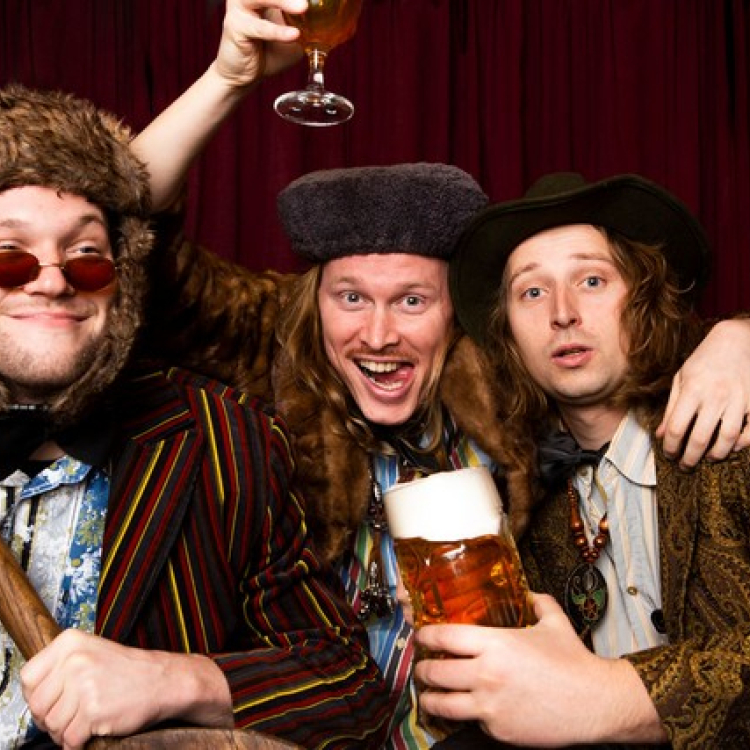 CV de Kapotte Kachels boeken