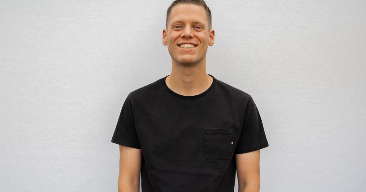 DJ Max Miller boeken? Prijs en beschikbaarheid | BekendeArtiestBoeken.NL