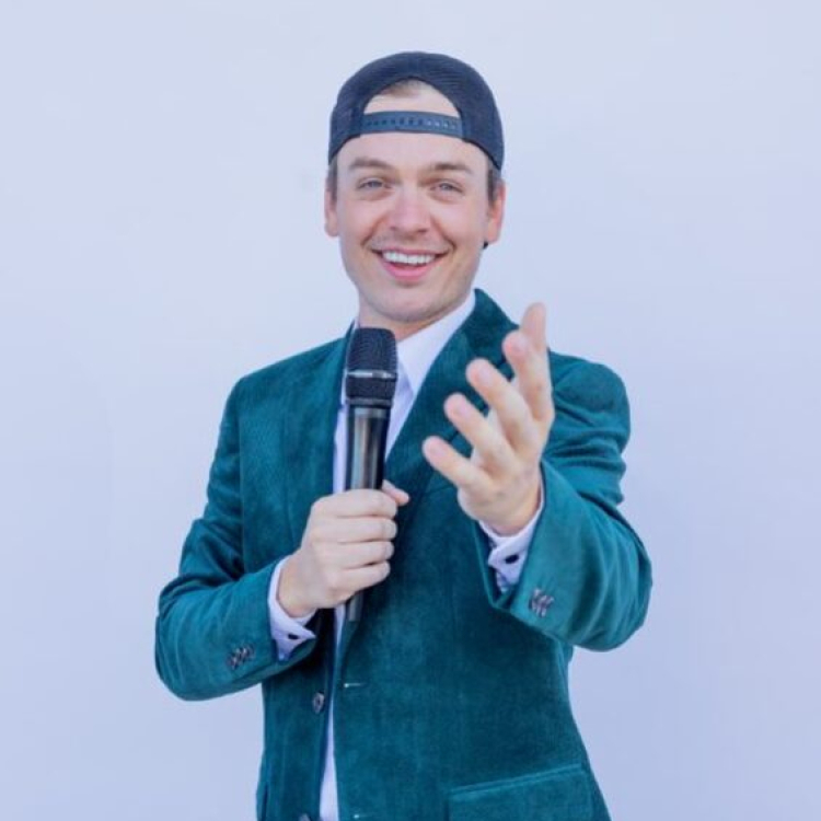 Joe Stagiair van de Show boeken