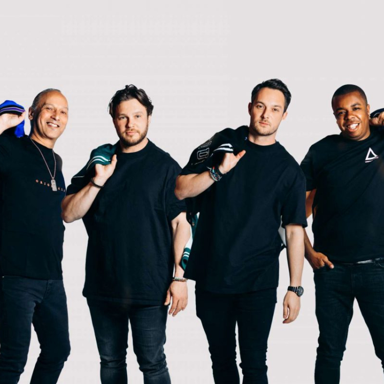 Sophisticated Live boeken