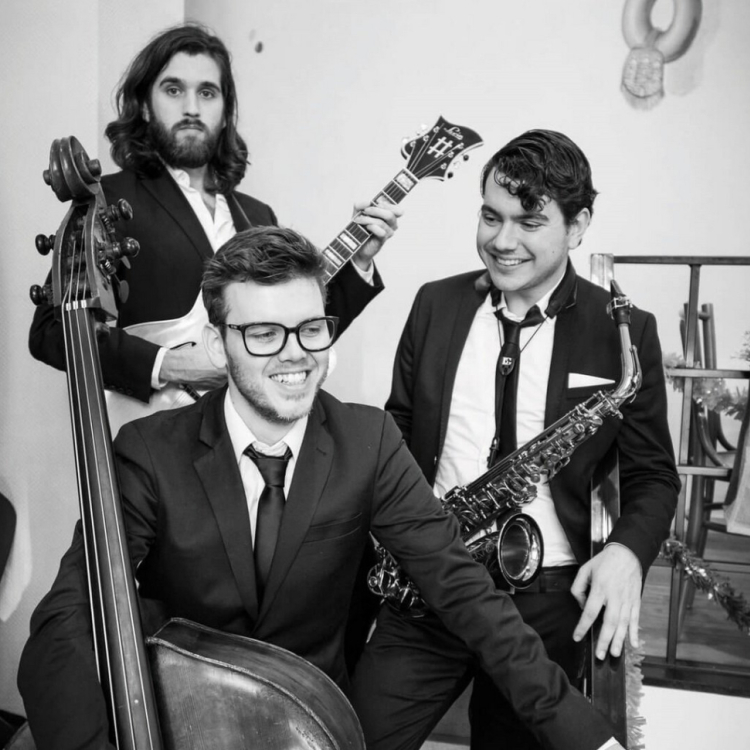 The Saxy Jazz Combo boeken