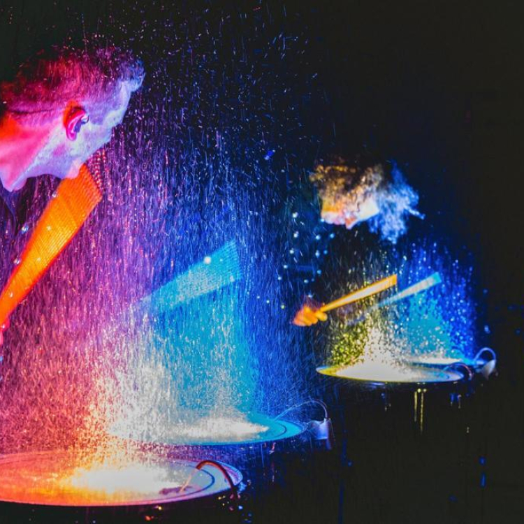 Splashing Drums boeken