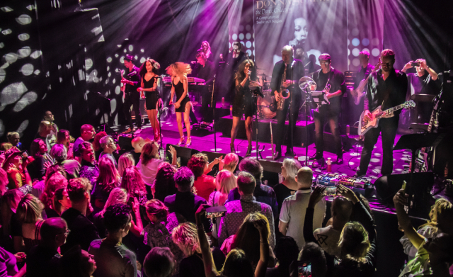 Donna's Hot Stuff boeken