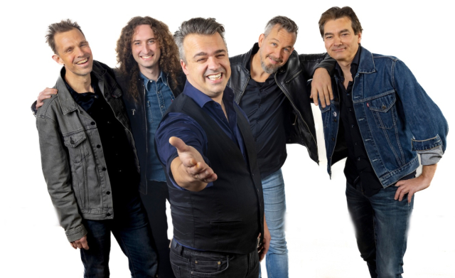 The Dutch Bryan Adams boeken